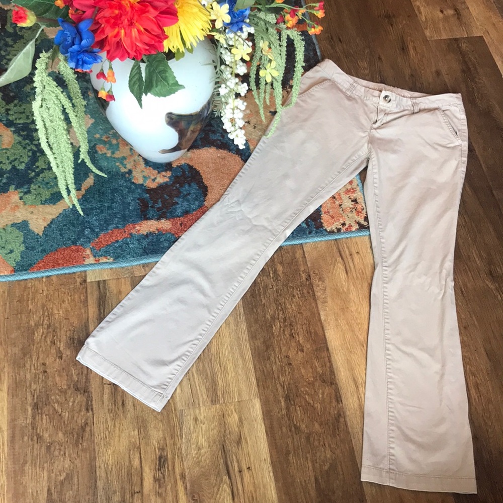 🤑Beige khaki flared pants